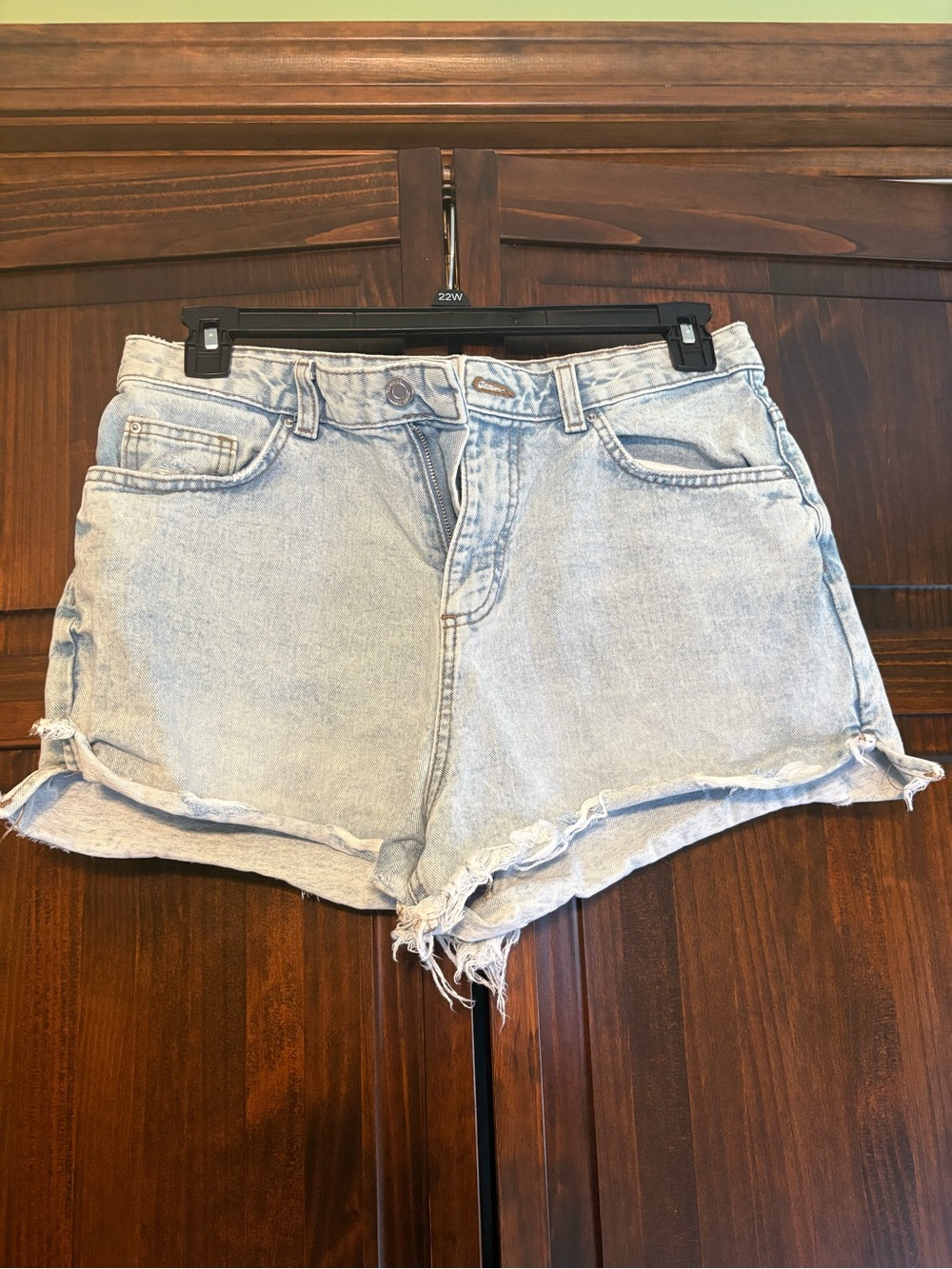 Denim&Co Light Wash Blue Women's Jean Shorts